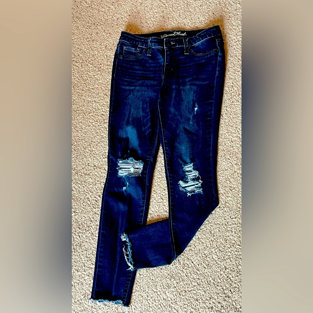 Universal Thread Skinny Raw Hem Distress Crop